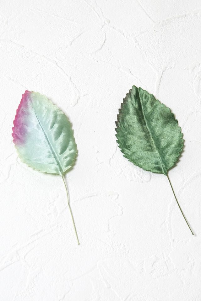 アートフラワーパーツ・造花・染花・布花】サテンバラリーフ（大