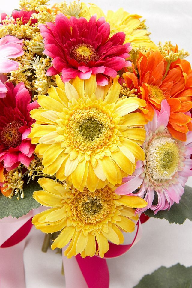 キャンディー・ガーベラ（ラウンドブーケ）　 