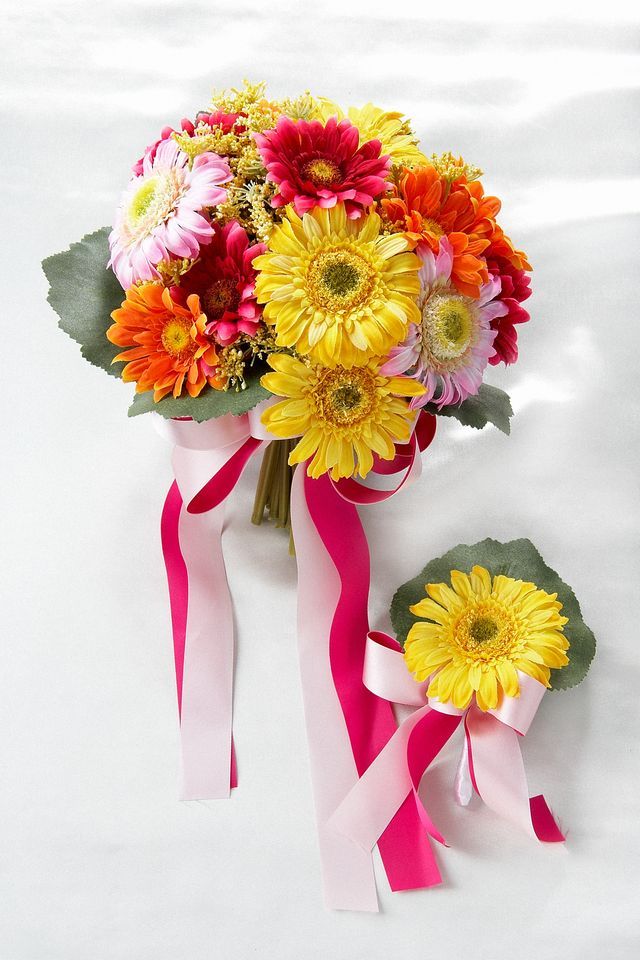 キャンディー・ガーベラ（ラウンドブーケ）　 