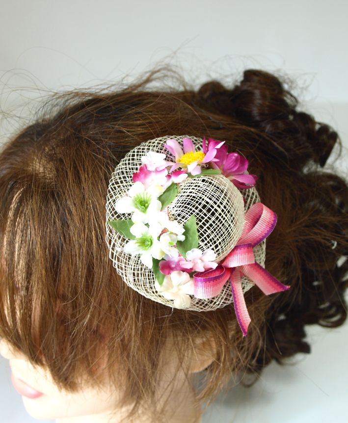 帽子のコサージュ＆髪飾り（両用タイプ／ピンクワイン）