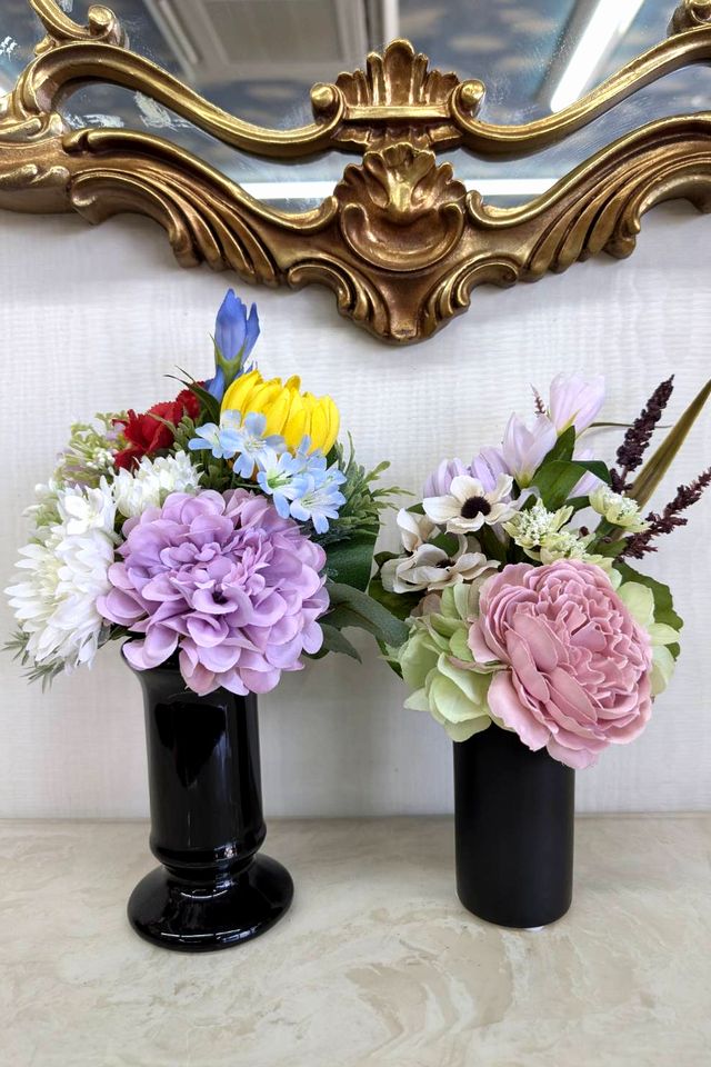 【アーティフィシャルフラワー・造花 お仏壇向けリトル仏花・ミニ供花】ピオニーやマムのミックス供花－1束タイプ