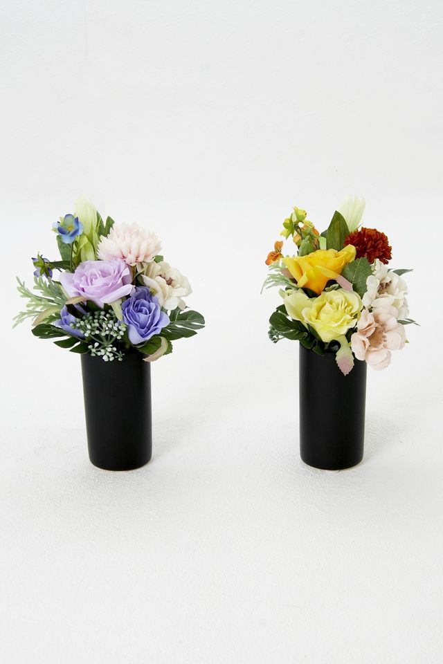 【アーティフィシャルフラワー・造花 お仏壇向けリトル仏花・供花】ローズとマムのミニ供花−1束タイプ
