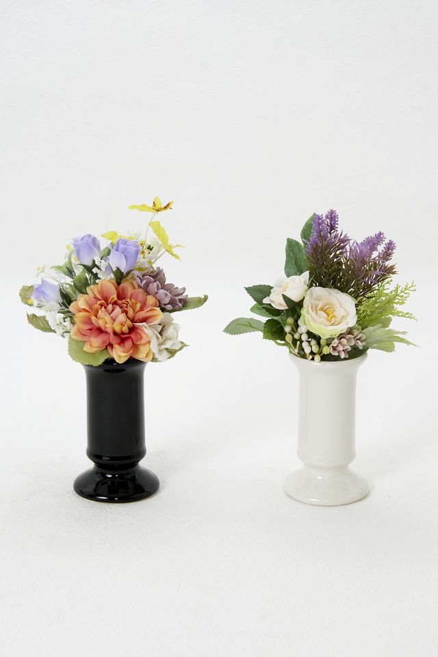 【アーティフィシャルフラワー・造花 お仏壇向けリトル仏花・供花】ダリアとミニバラのミニ供花－1束タイプ