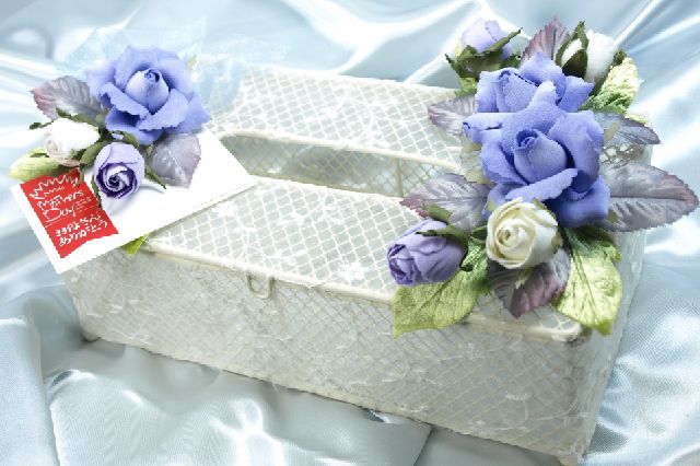 【母の日アーティフィシャルフラワーギフト】ローズ・ティッシュケース／パープル