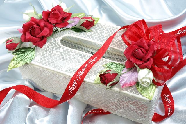 【母の日アーティフィシャルフラワーギフト】ローズ・ティッシュケース／レッド