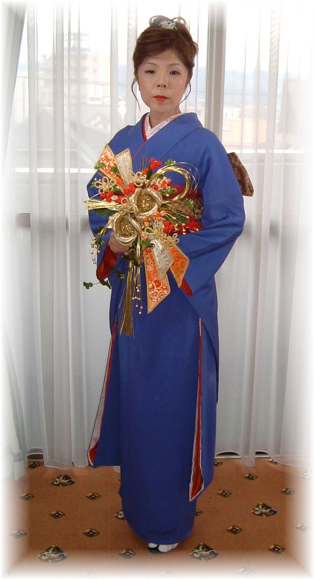 造花のブーケやヘッドドレスなどのウェディング専門店あーとみゆき