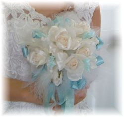 【アートフラワーブーケ】エンジェルウィングブーケ・ホワイト／ラウンドブーケ