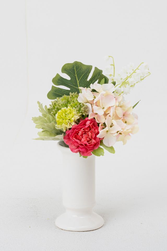 【アーティフィシャルフラワー・造花 お仏壇向けリトル仏花・供花】スズランとラナンキュラスのミニ供花－1束タイプ