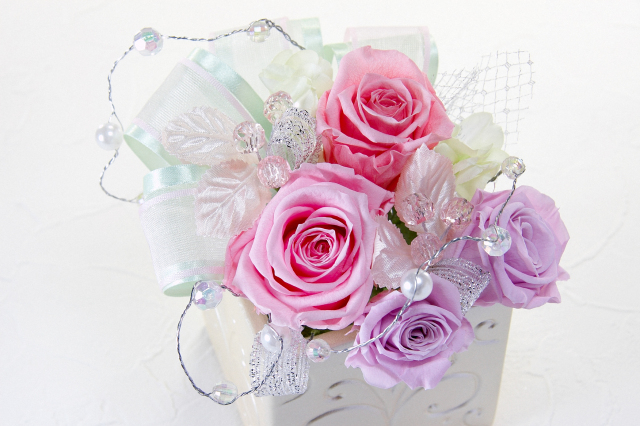 【プリザーブドフラワー】シャイニングローズ